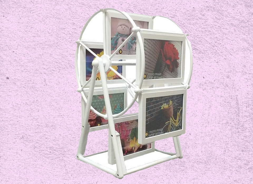 قاب عکس چرخ فلک