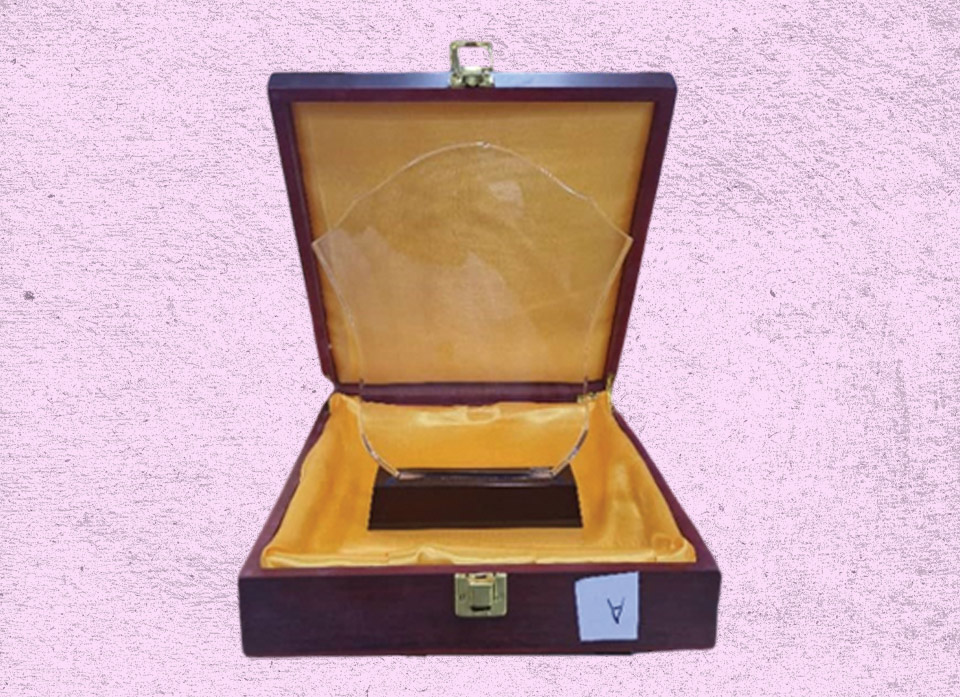 کریستال جعبه چوبی خارجی