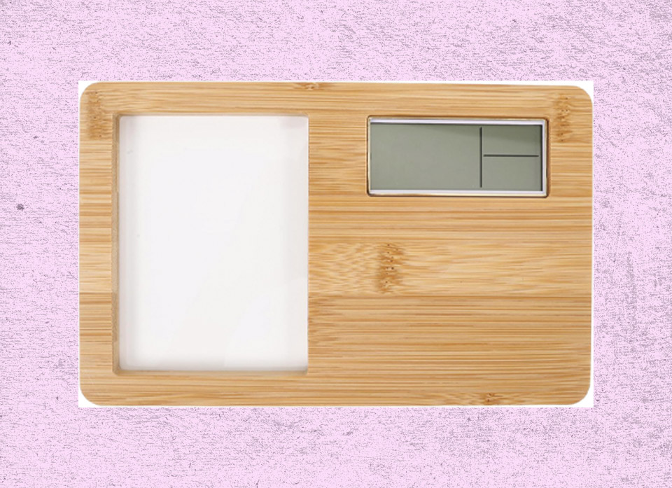 لوج چوبی سابلمیشن ، ساعت دار