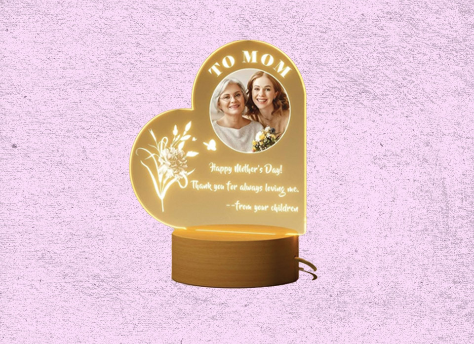 استند رومیزی 3D طرح قلب