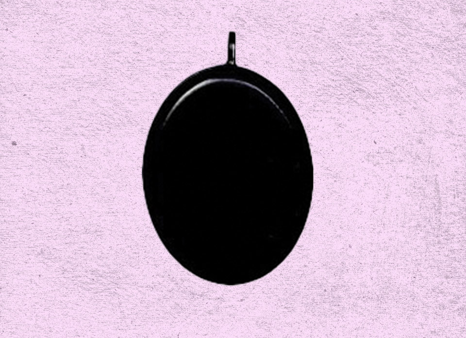 گردنبند استیل بیضی شکل رنگ مشکی مات