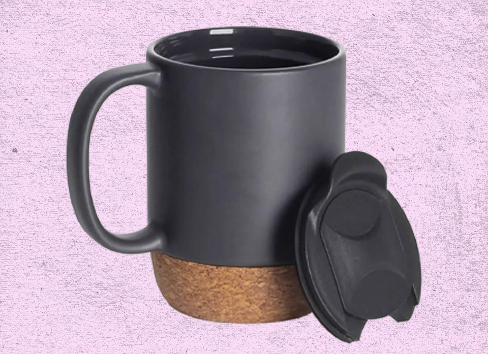 ماگ ساده سیاه درب دار ته MDF